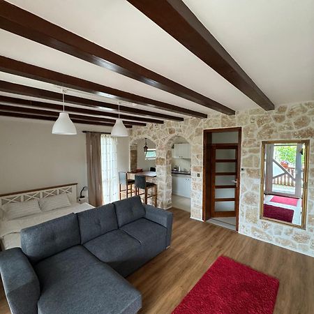 Casa Smarald Turda Noua Hotell Exteriör bild